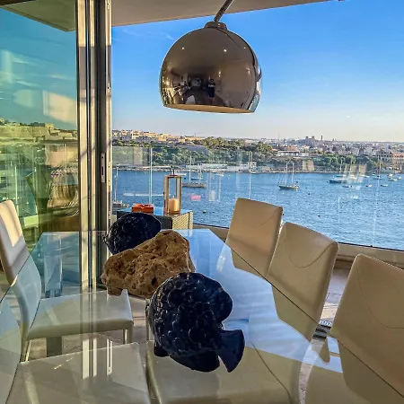 Unique Seafront Triplex Penthouse With Panoramic Bedroom & Rooftop Jacuzzi Overlooking Valletta *