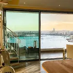 Unique Seafront Triplex Penthouse With Panoramic Bedroom & Rooftop Jacuzzi Overlooking Valletta Sliema