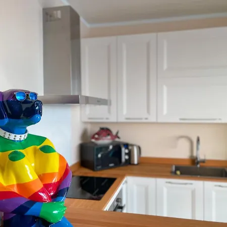 Unique Seafront Triplex Penthouse With Panoramic Bedroom & Rooftop Jacuzzi Overlooking Valletta *