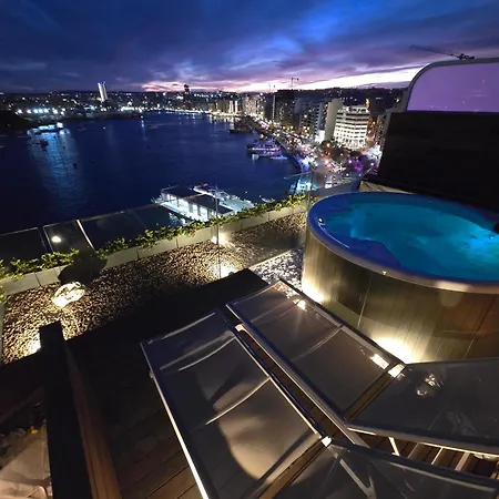 Unique Seafront Triplex Penthouse With Panoramic Bedroom & Rooftop Jacuzzi Overlooking Valletta Apartment Sliema