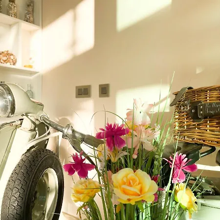 Lejlighed Unique Seafront Triplex Penthouse With Panoramic Bedroom & Rooftop Jacuzzi Overlooking Valletta