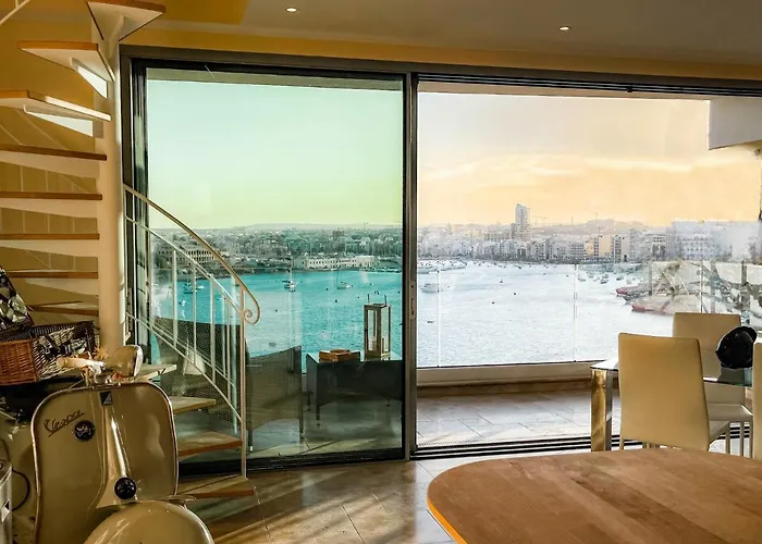 Unique Seafront Triplex Penthouse With Panoramic Bedroom & Rooftop Jacuzzi Overlooking Valletta Sliema