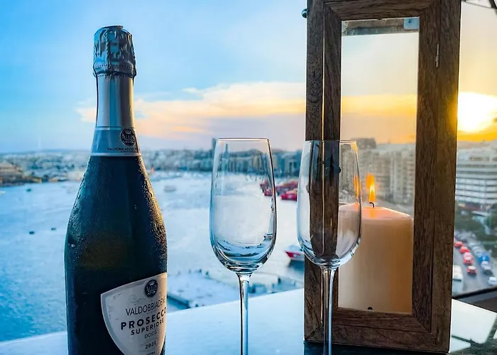 Apartment Unique Seafront Triplex Penthouse With Panoramic Bedroom & Rooftop Jacuzzi Overlooking Valletta Sliema