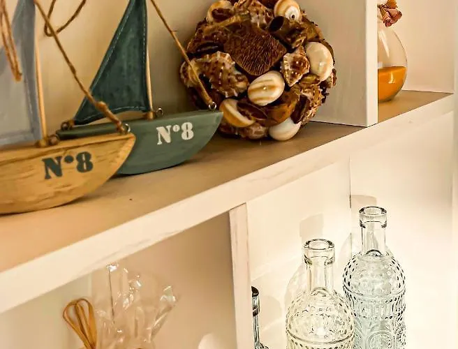 Unique Seafront Triplex Penthouse With Panoramic Bedroom & Rooftop Jacuzzi Overlooking Valletta * Sliema