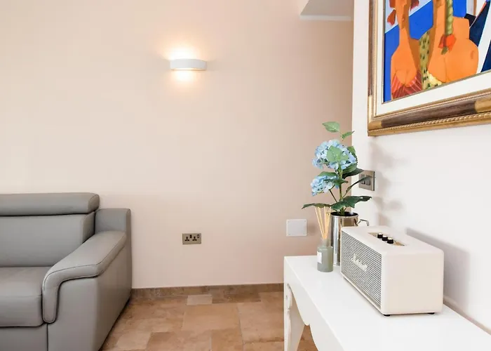 Apartment Unique Seafront Triplex Penthouse With Panoramic Bedroom & Rooftop Jacuzzi Overlooking Valletta Sliema