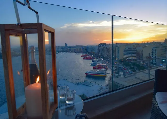 Unique Seafront Triplex Penthouse With Panoramic Bedroom & Rooftop Jacuzzi Overlooking Valletta Sliema