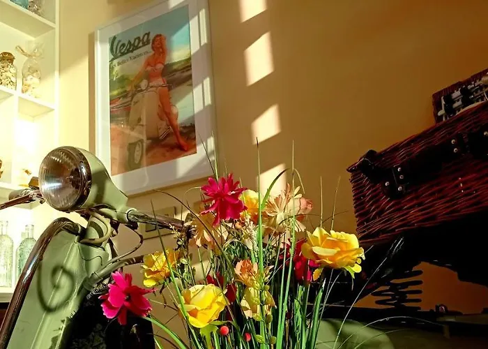 Unique Seafront Triplex Penthouse With Panoramic Bedroom & Rooftop Jacuzzi Overlooking Valletta Apartment *